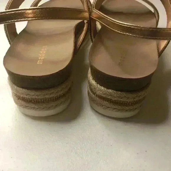 Madden Girl Glitzie Womens 9M Platform Espadrille Sandals Rose Gold Buckle Sides - Picture 4 of 9